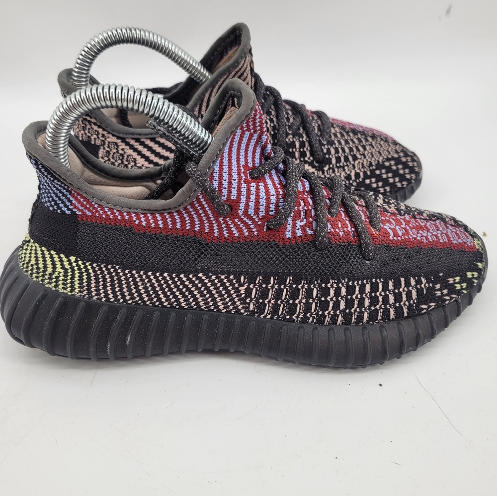 adidas 2019Yeezy Boost 350 V2 Kids 'Yecheil Size 4